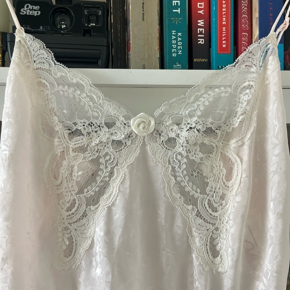 VINTAGE Pink Lace Night Gown - Picture 2 of 6